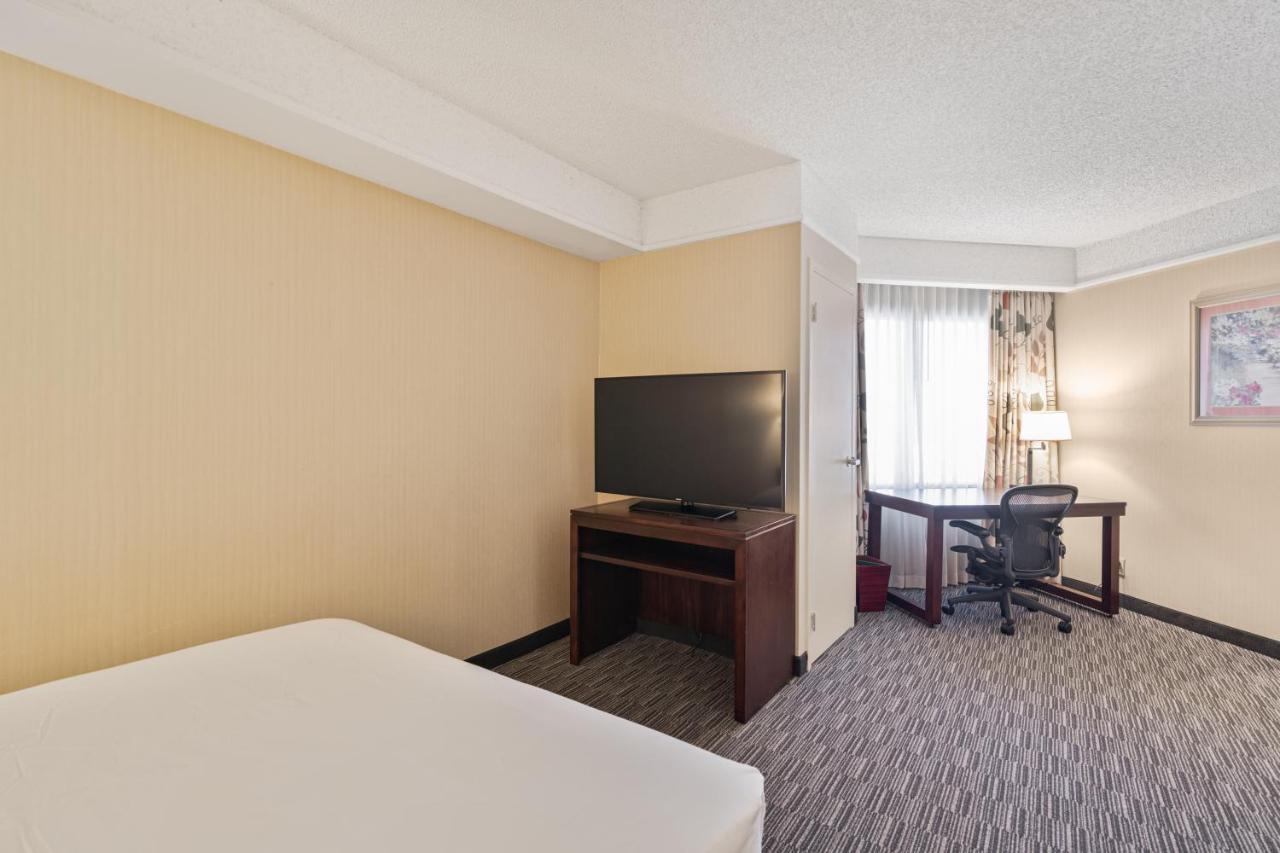 Harmony Suites Secaucus Meadowlands Esterno foto